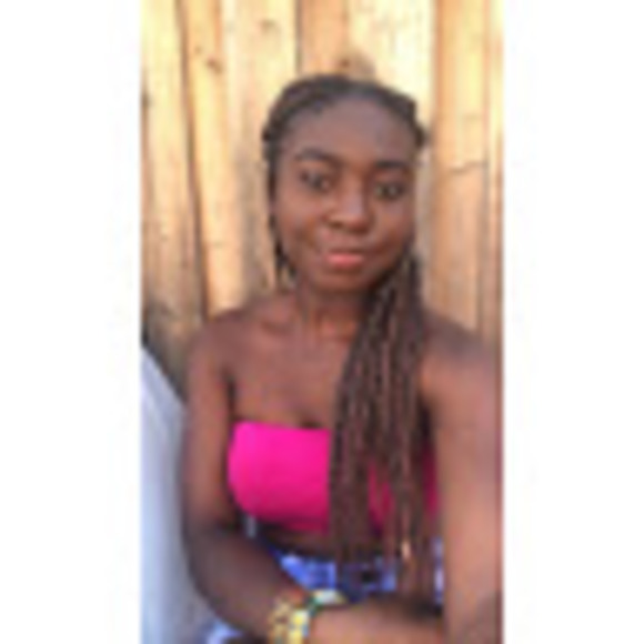 Meet your Posher, Vanessa - Picture 1 of 1